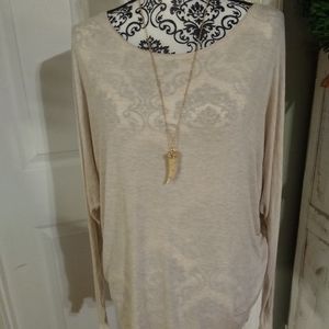 Zenana outfitters size medium